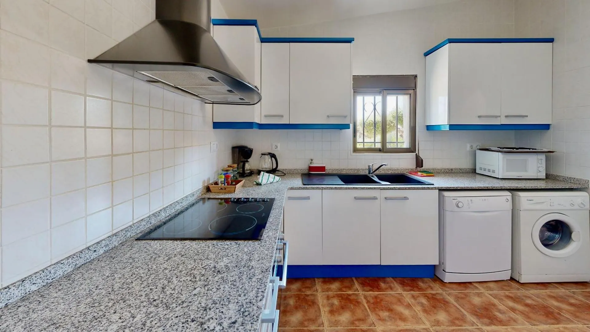 La Palmera L'Ampolla 0*,  Španělsko